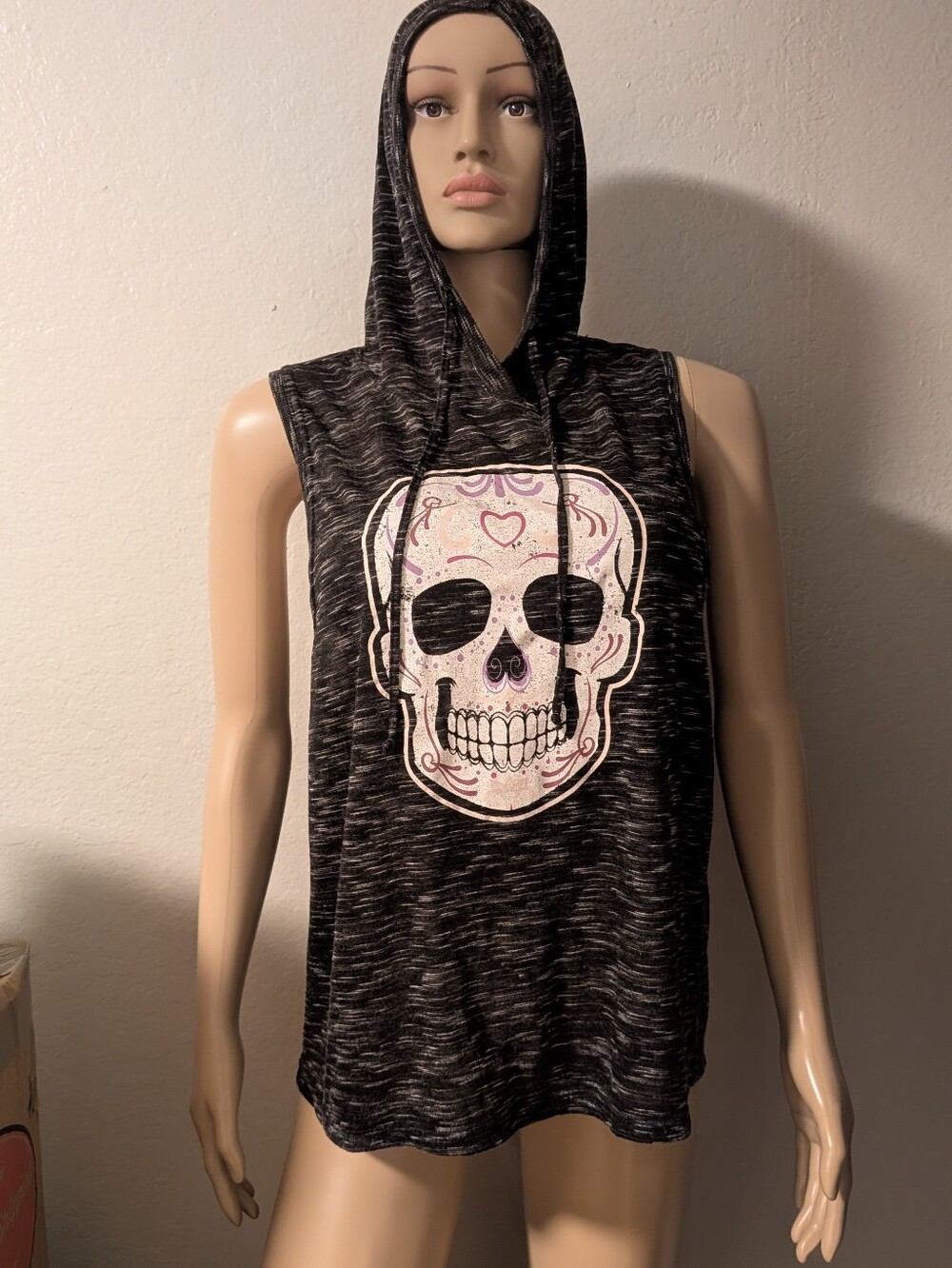 No Boundaries Black and White Pullover Sleeveless Skeleton Top 3X